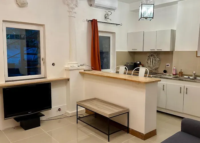 Charmant Appartement Au Calme Sur Jardin